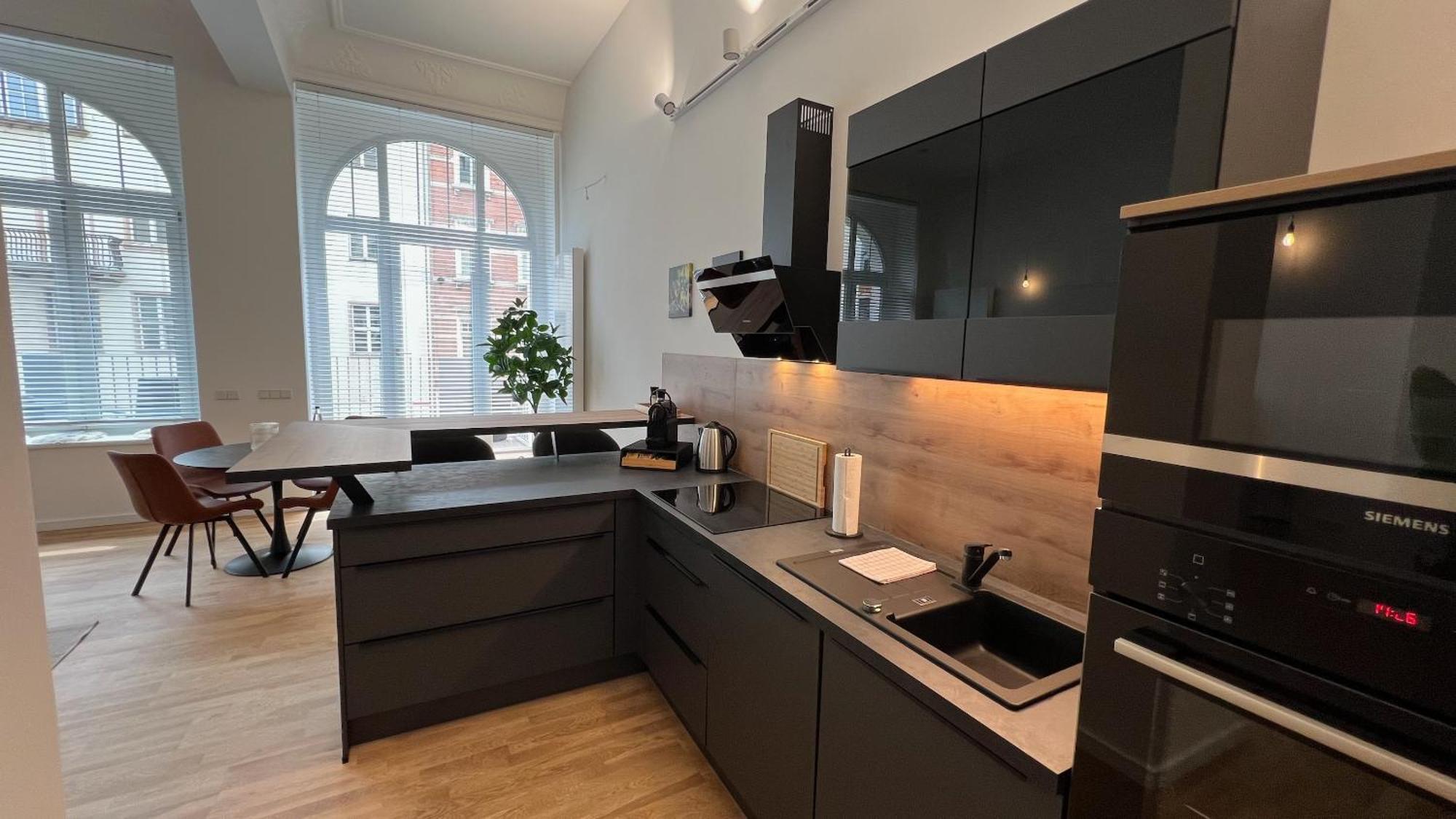 Neu! City-Loft-Apartment Im Goethe Palais I 5P I Lift I Parkplatz I Zentrum I Helios Aue  Exterior foto